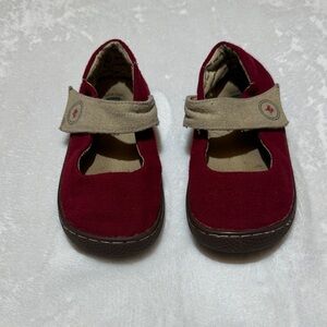 Livie & Luca Carta Ii Mary Jane shoes in a dark red textile size 1